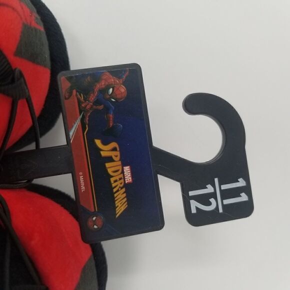 NWT. MARVEL SPIDERMAN BOYS SLIPPERS. VARIOUS SIZES. - Picture 5 of 14
